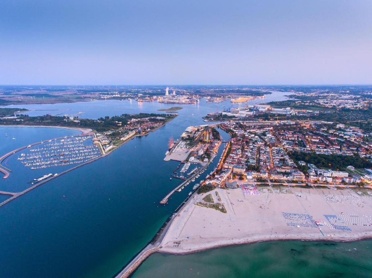 Berringer, Scholle, Direkt An Der Promenade Apartment Rostock Ngoại thất bức ảnh