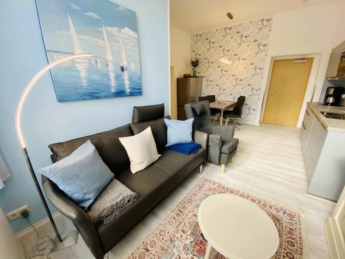 Berringer, Scholle, Direkt An Der Promenade Apartment Rostock Ngoại thất bức ảnh